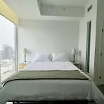Luxury Penthouse Loft Rooftop Pool Free Parking