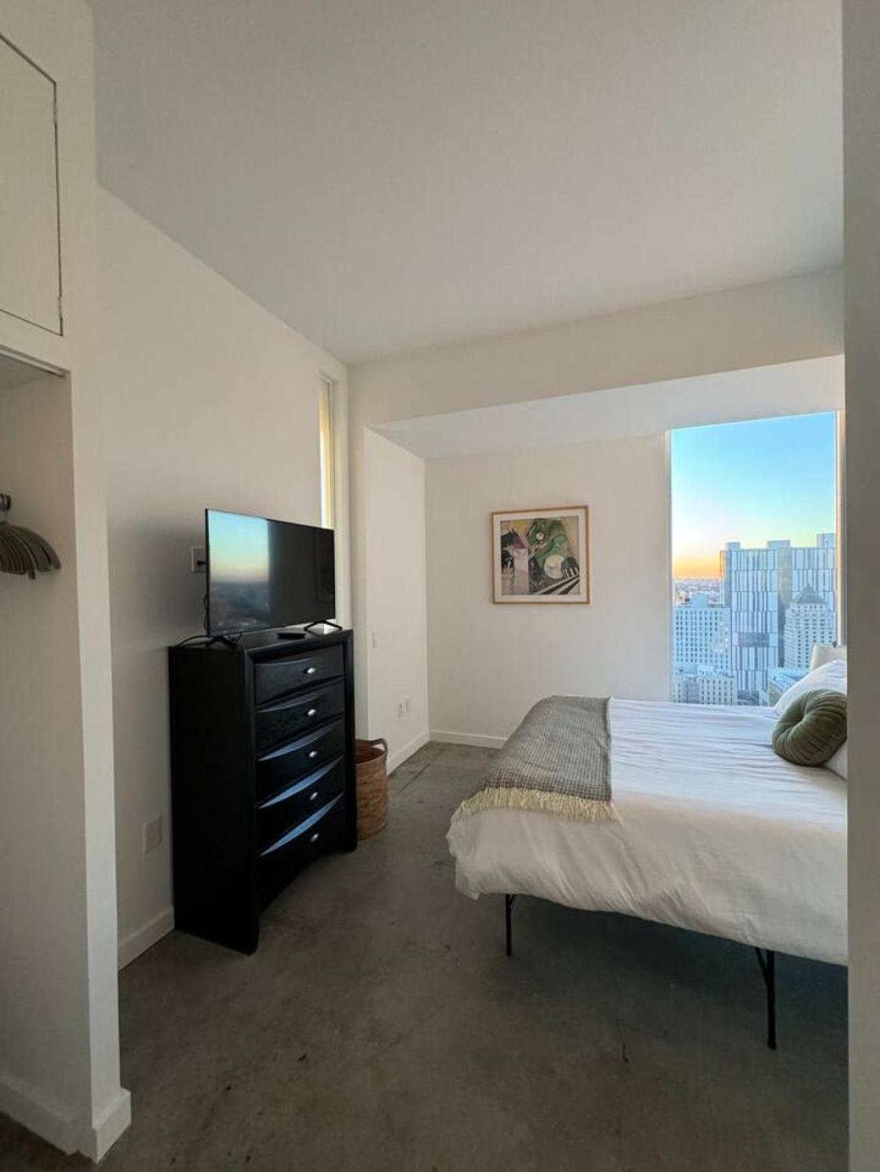 Apartment Luxury Penthouse Loft Rooftop Pool Free Parking